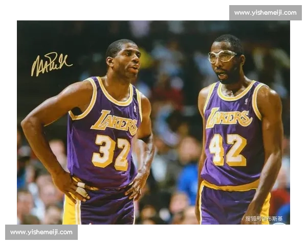 魔术师盛赞湖人新老板沃尔特：与珍妮・巴斯是天作之合